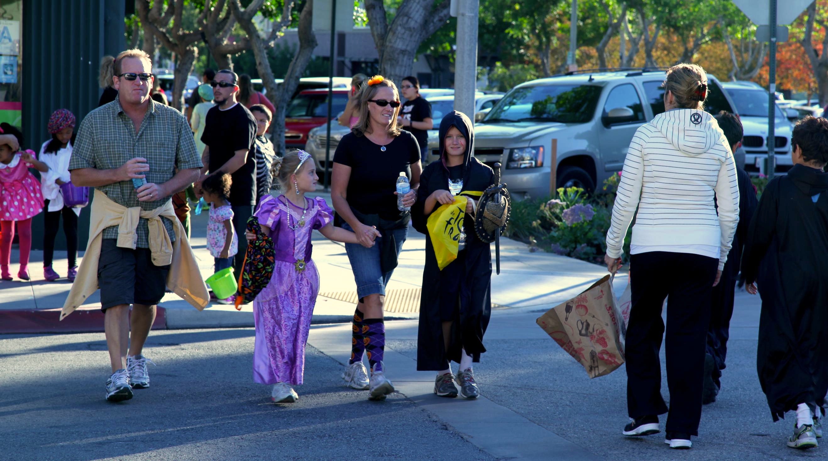 Trick or Treat Old Town La Verne